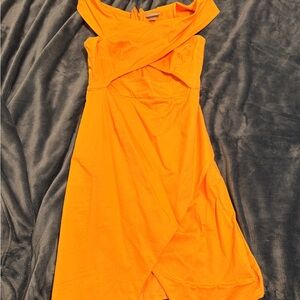 Vibrant Strapless yellow dress